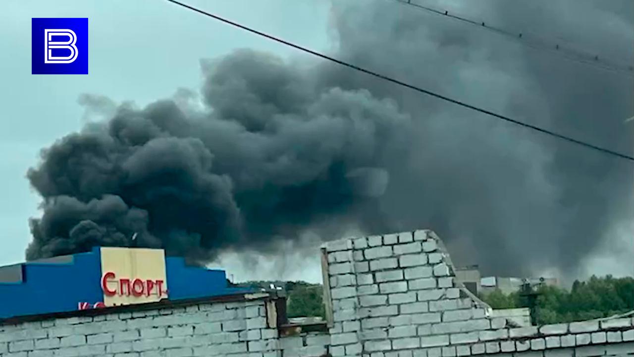 Пожар возник на Кооперативной в Мурманске