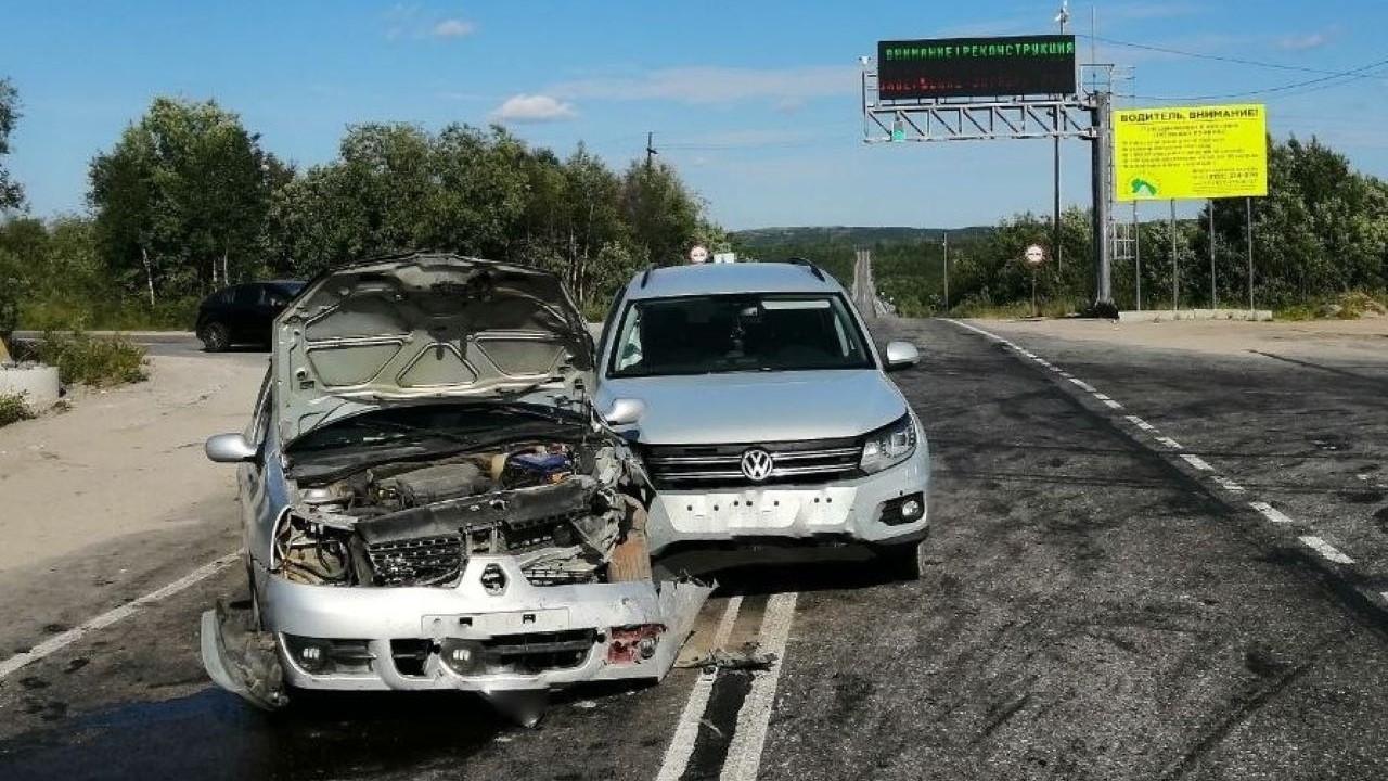 Два ребенка пострадали в ДТП за выходные в Мурманской области