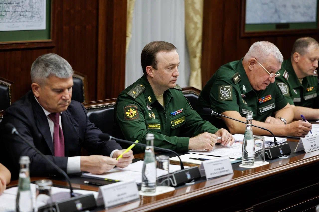 В Минобороны обсудили реновацию ЗАТО Мурманской области 