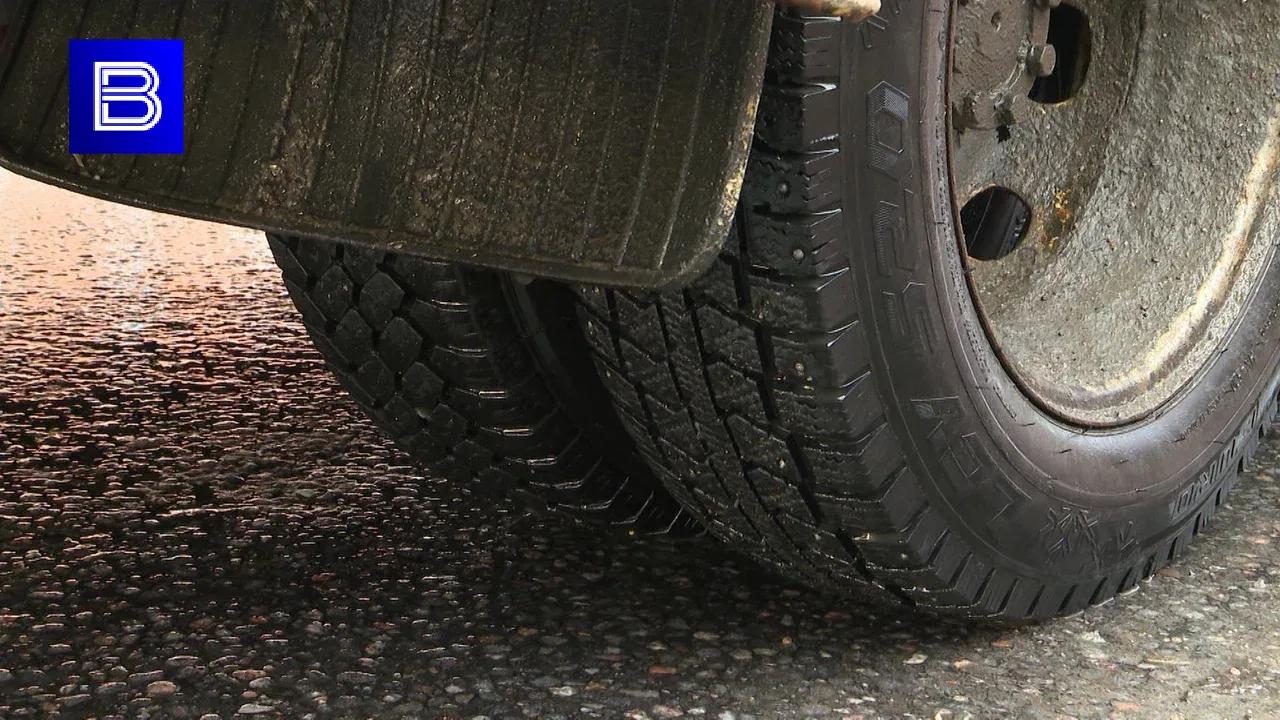 В Заполярном после вмешательства прокуратуры убрали свалку шин