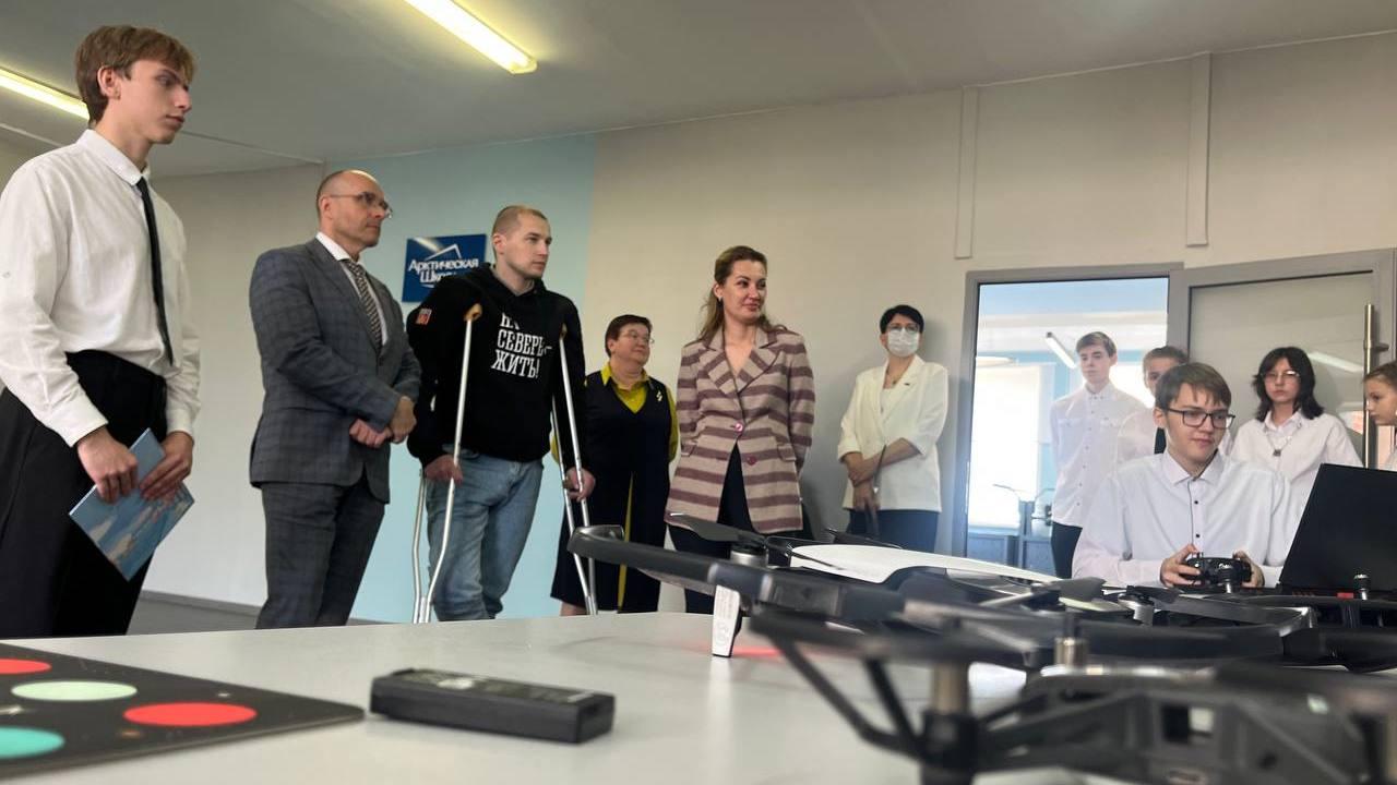 Анна Головина обсудила с педагогами Ковдорского округа подготовку кадров для Арктики