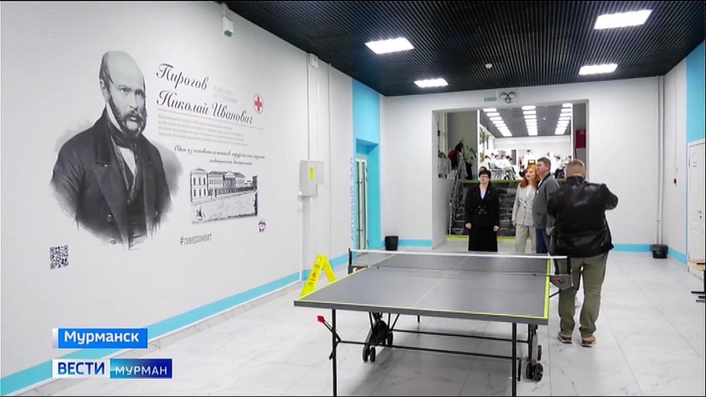 Детская комната, VR-тренажеры и новый актовый зал: Мурманский медицинский колледж стал комфортнее