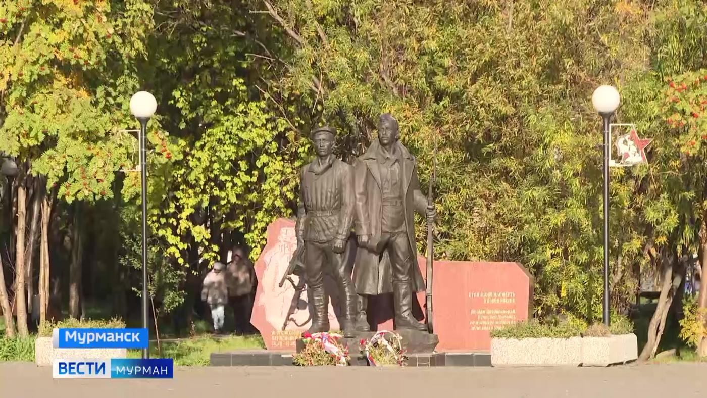Памятник воинам Полярной дивизии в Мурманске открыли ровно 5 лет назад