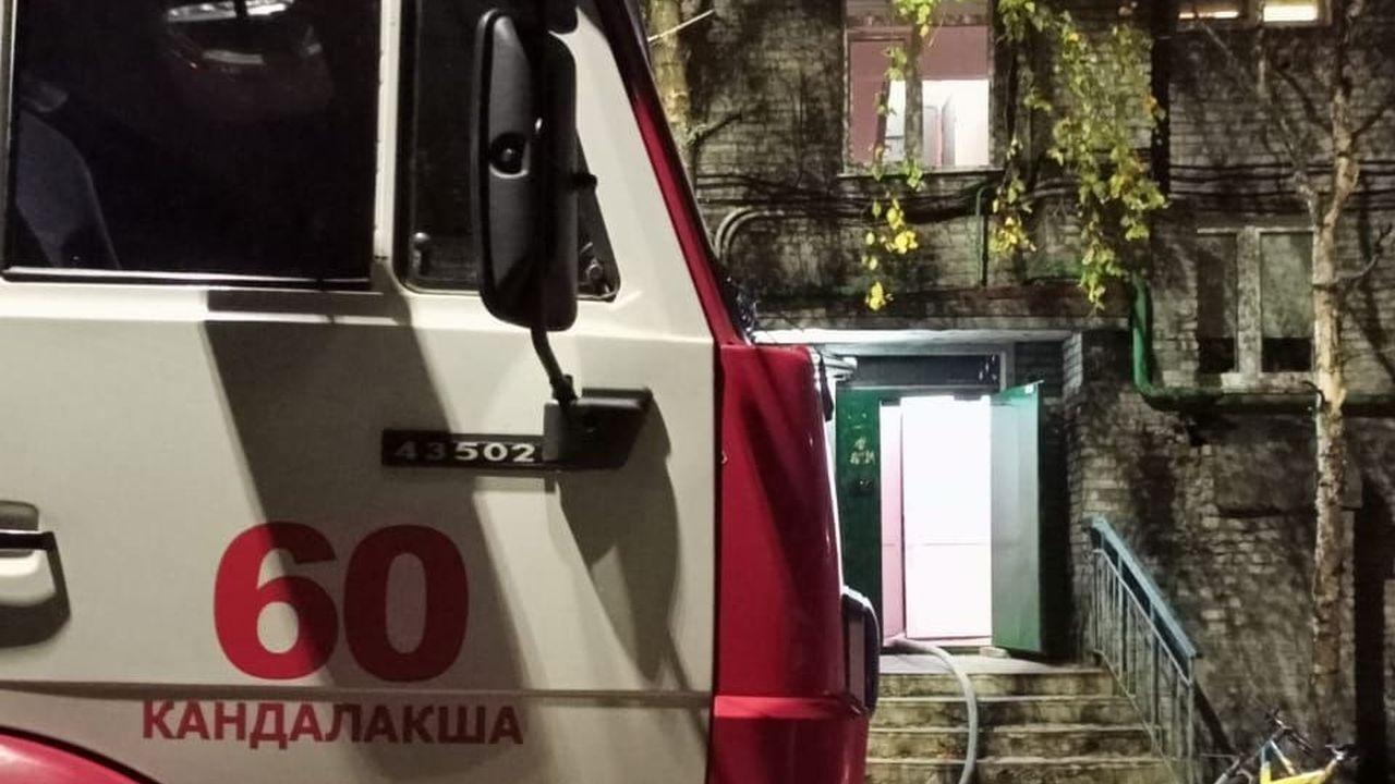 В Кандалакше при пожаре в жилом доме погиб человек