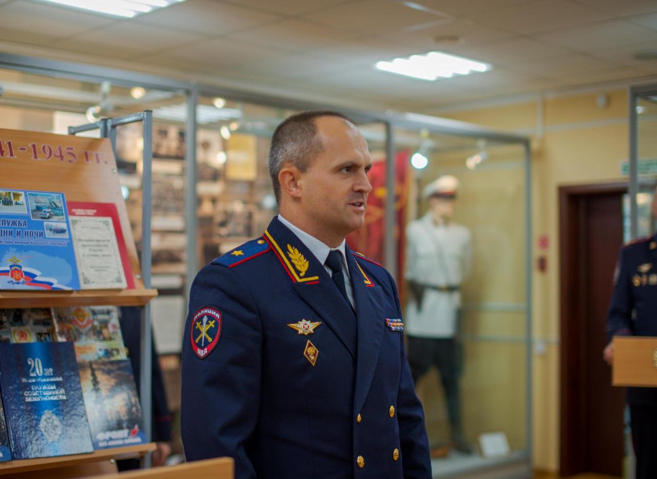 Первые офицерские звания получили восемь сотрудников полиции Мурманска