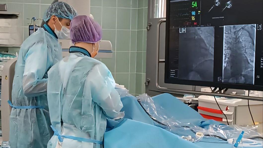 Еще две сложные операции заполярные хирурги успешно провели благодаря аппарату внутрисосудистой визуализации