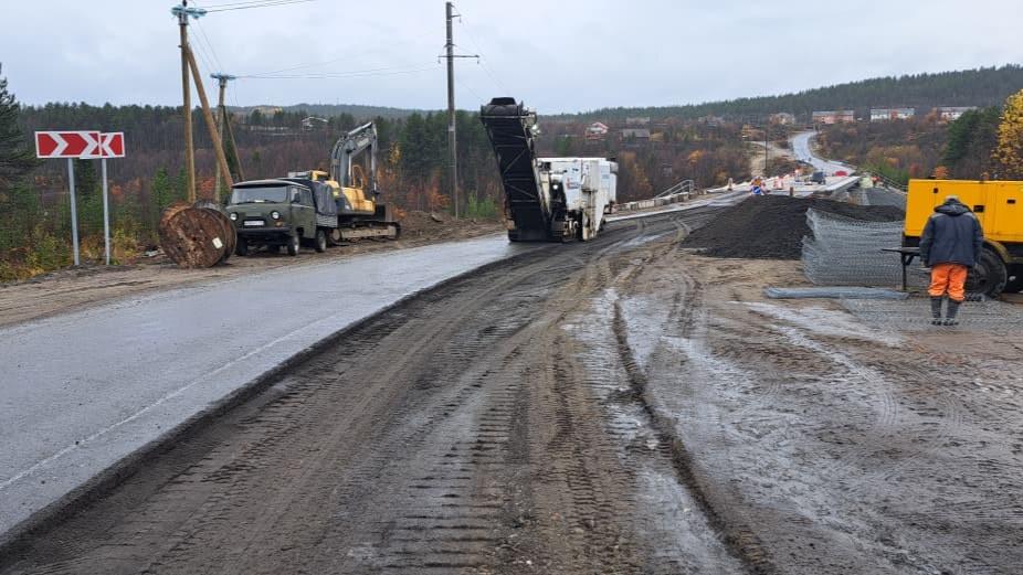 Ремонт моста через реку Кола в Магнетитах завершен на 70%