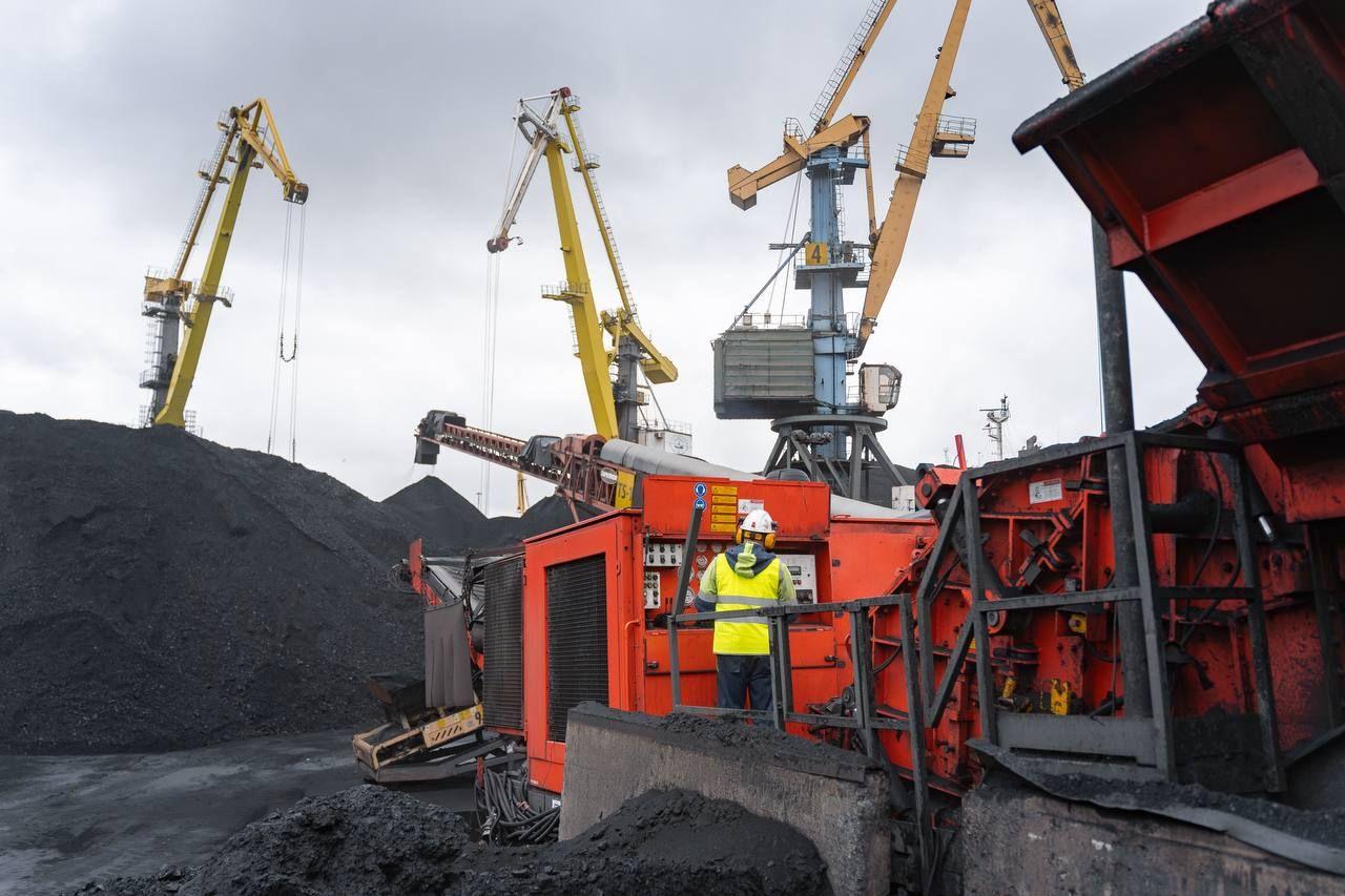 В Мурманском порту внедряют инновации для обработки железорудного концентрата 