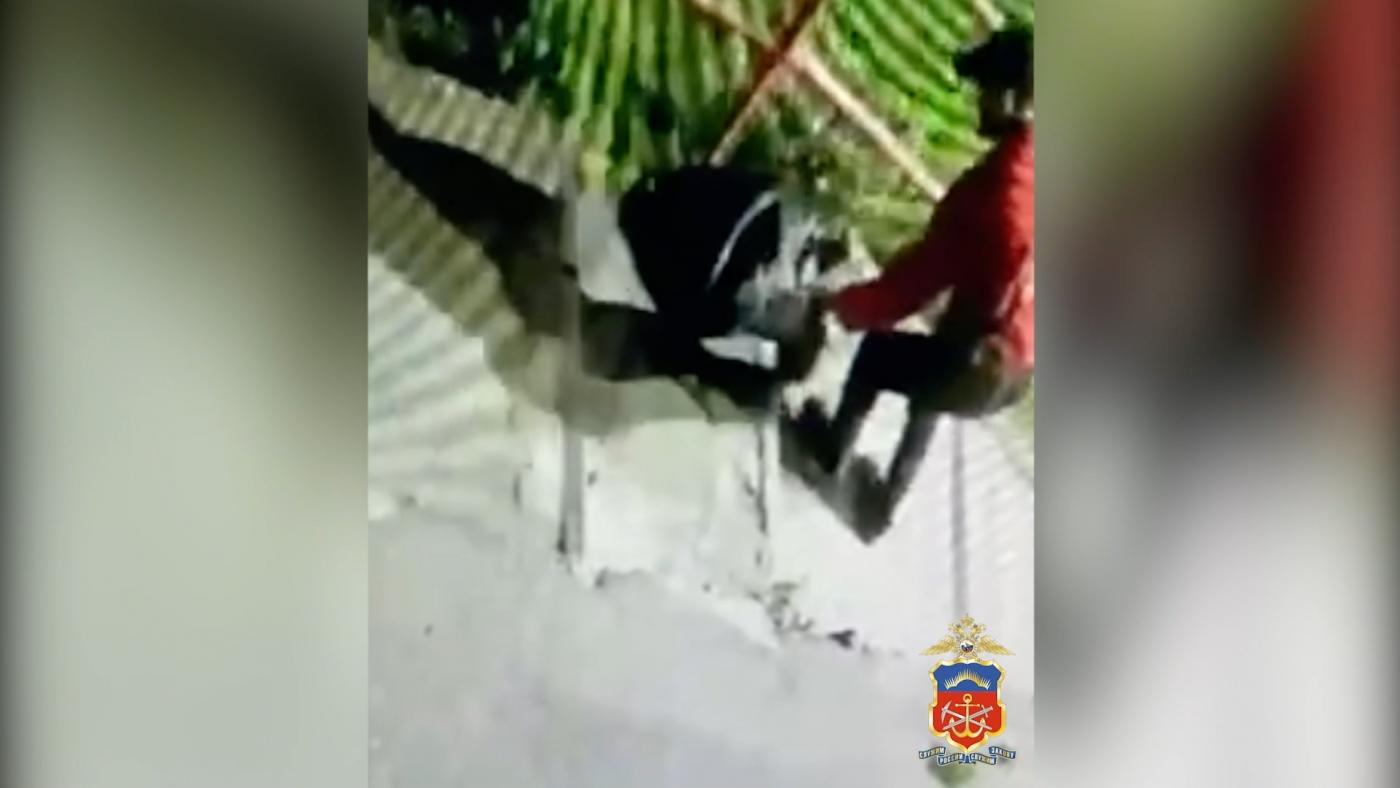 В Мурманске задержали подозреваемого в краже барсетки