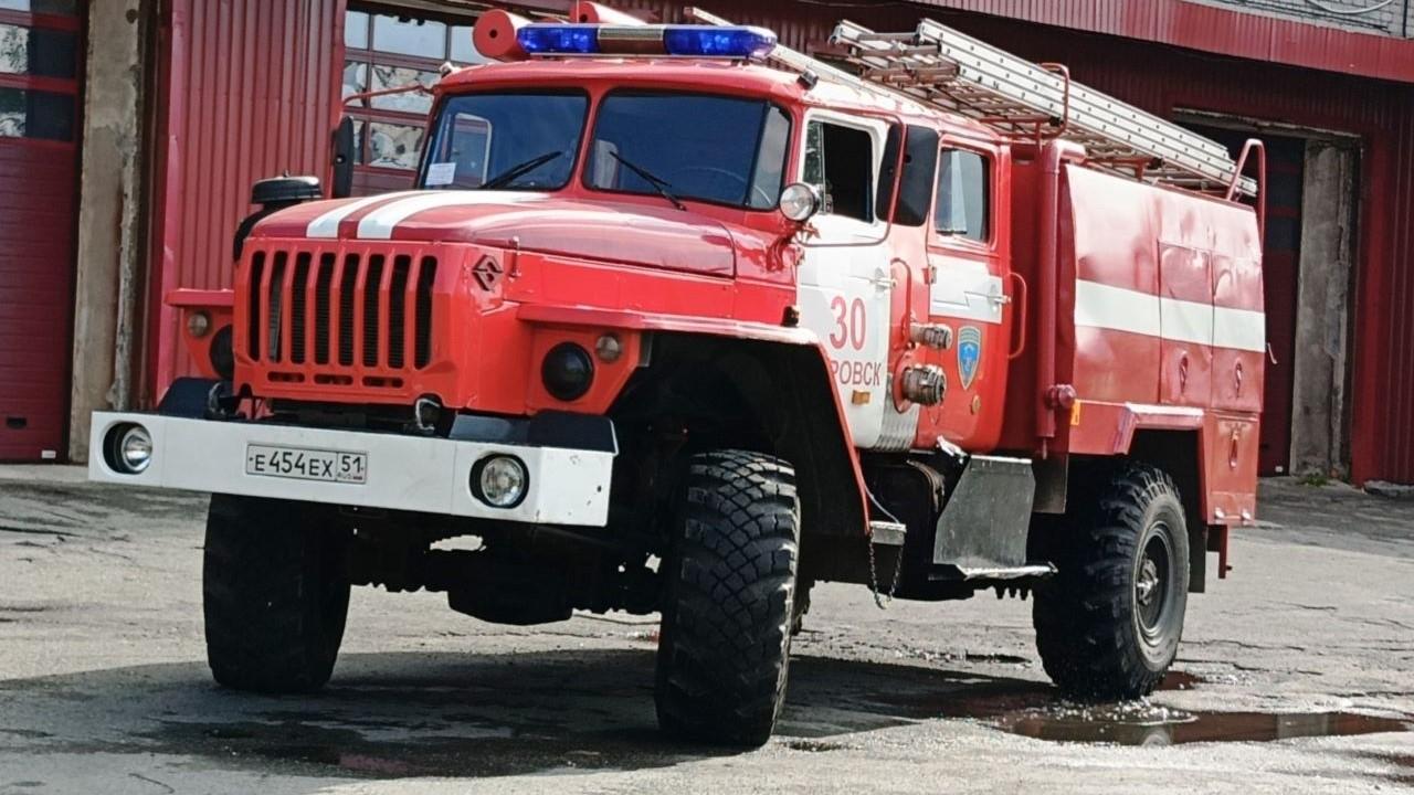 Пострадавшего при пожаре на Мира в Кировске спасли
