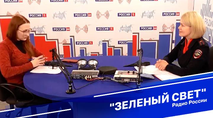 &quot;Пристегнись!&quot; и &quot;Засветись!&quot;: акции с заботой о пассажирах и пешеходах