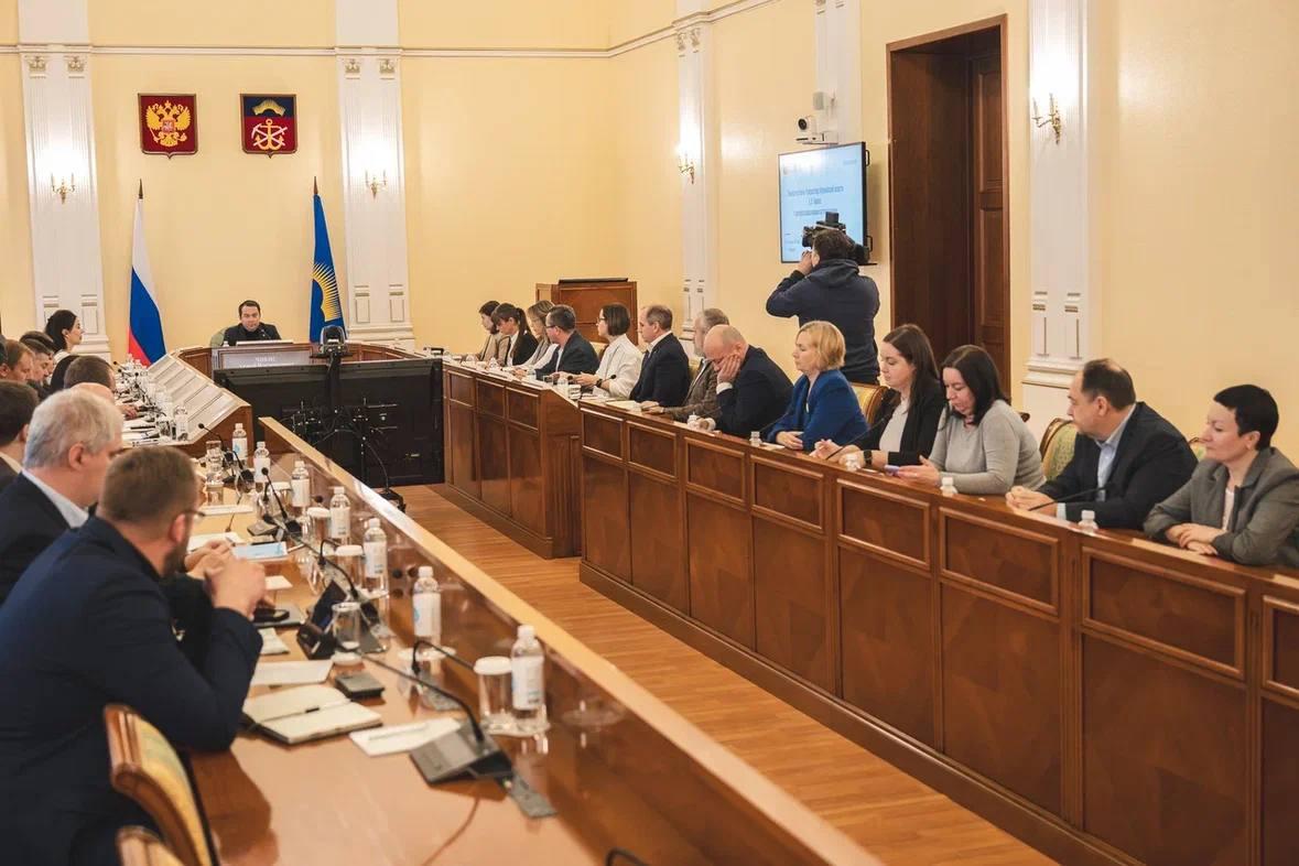 В Мурманске прошло совещание по развитию энергетики и ЖКХ&nbsp;