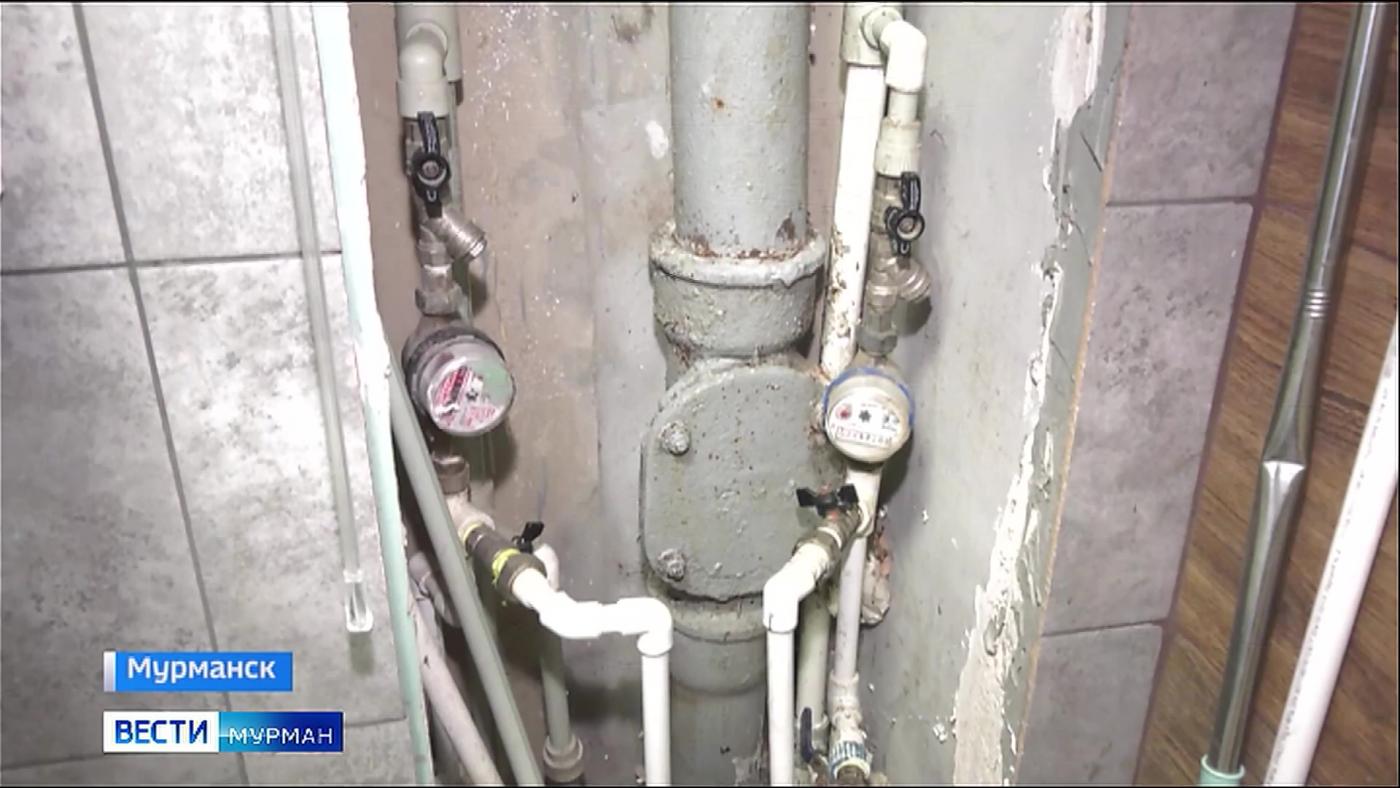 Коммунальная беда длиной в пять месяцев: мурманчане на улице Гагарина остались без холодной воды