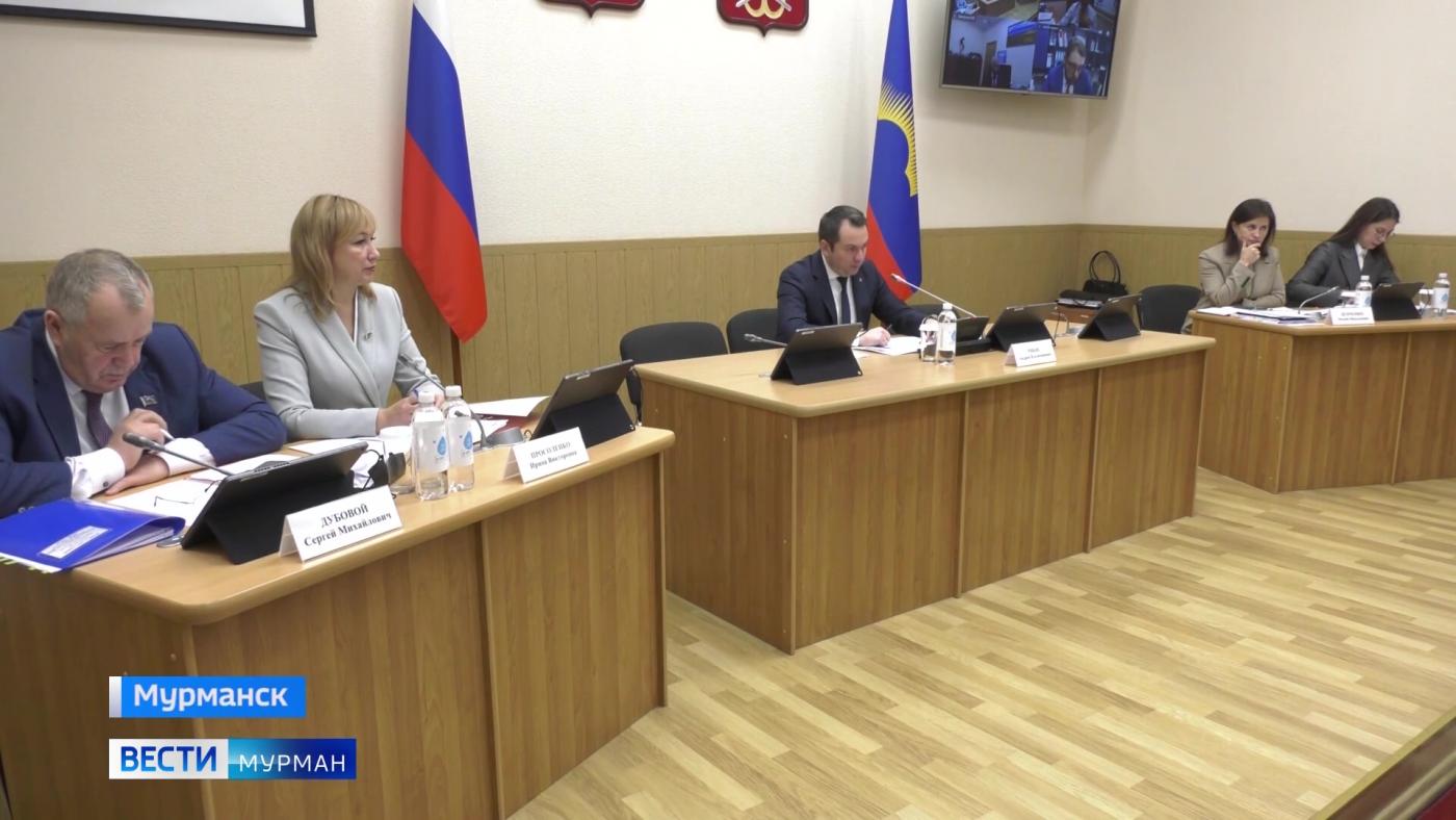 Андрей Чибис обсудил с фракциями областной думы проект будущего бюджета