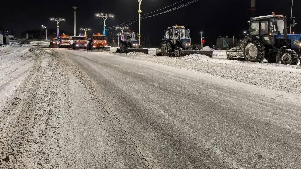 Более 2 тысяч кубометров снега вывезли из Мурманска за сутки