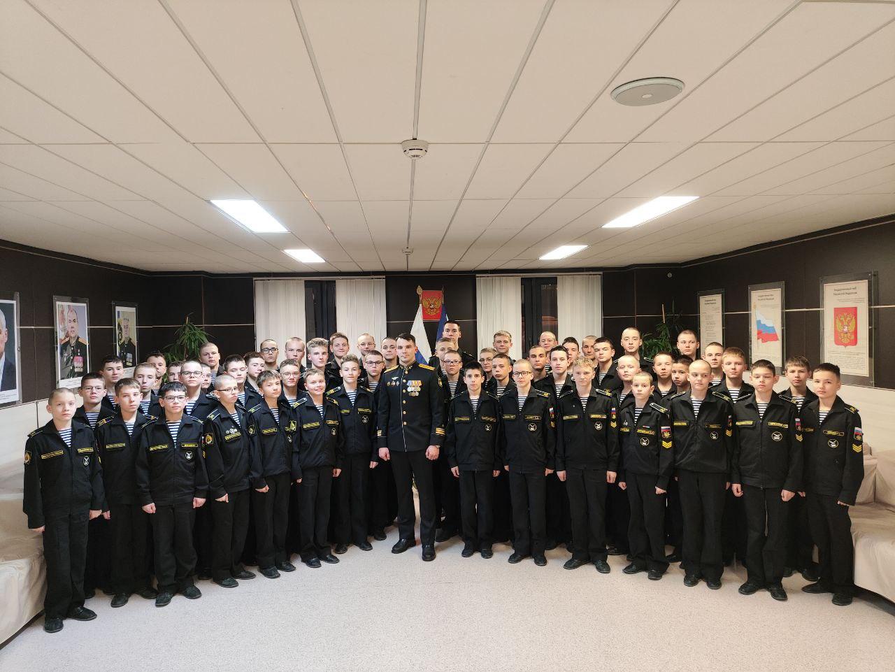 Ветеран СВО провел Урок Мужества для нахимовцев в Мурманске
