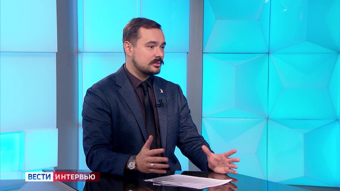 О правилах наблюдения за китами &mdash; в интервью с проректором МАУ Антоном Юрмановым