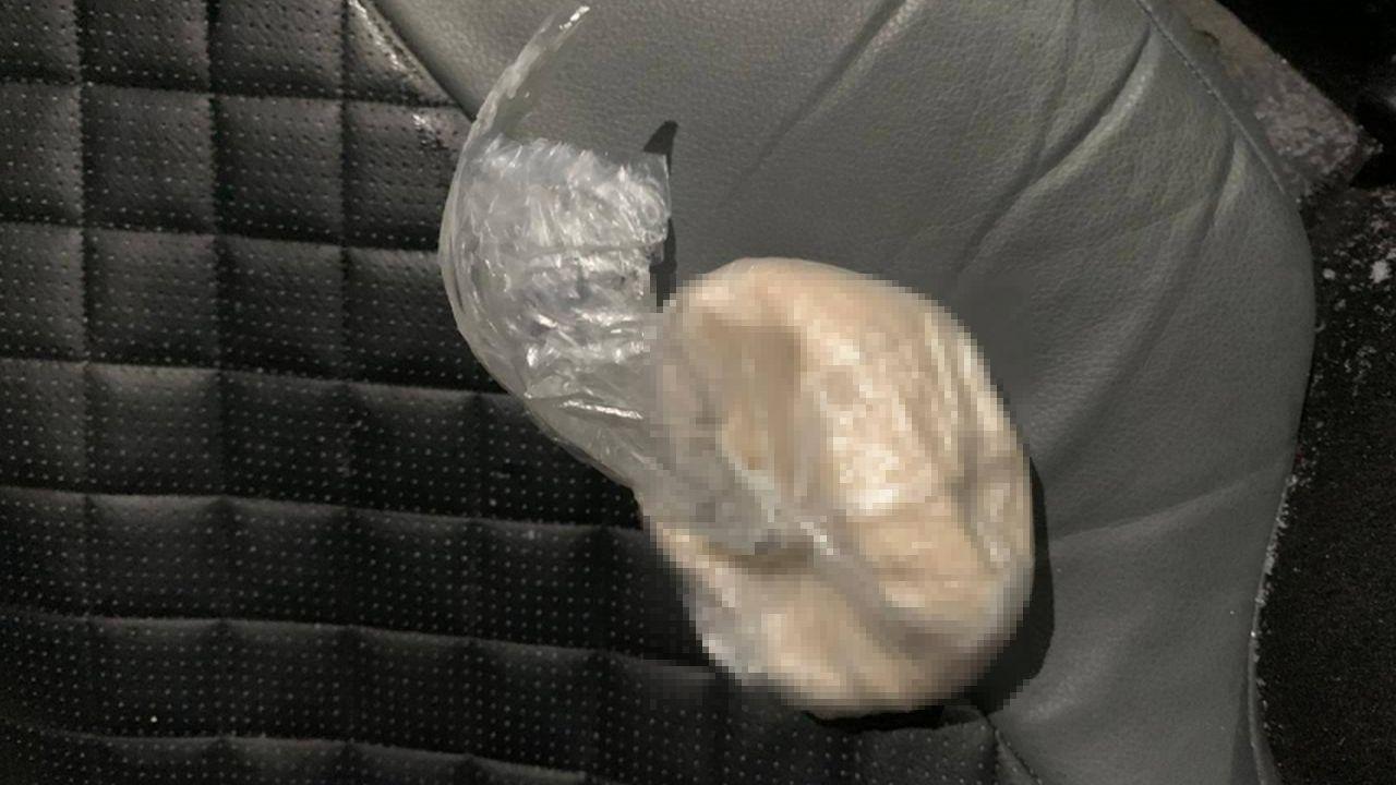 Жителя Мурманска задержали с поличным с крупной партией наркотиков