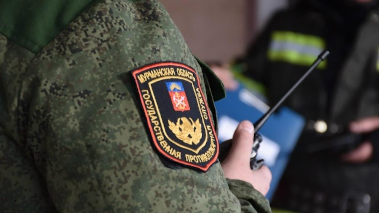 Девять человек эвакуировались из дома в Туломе из-за замыкания в электрощитовой