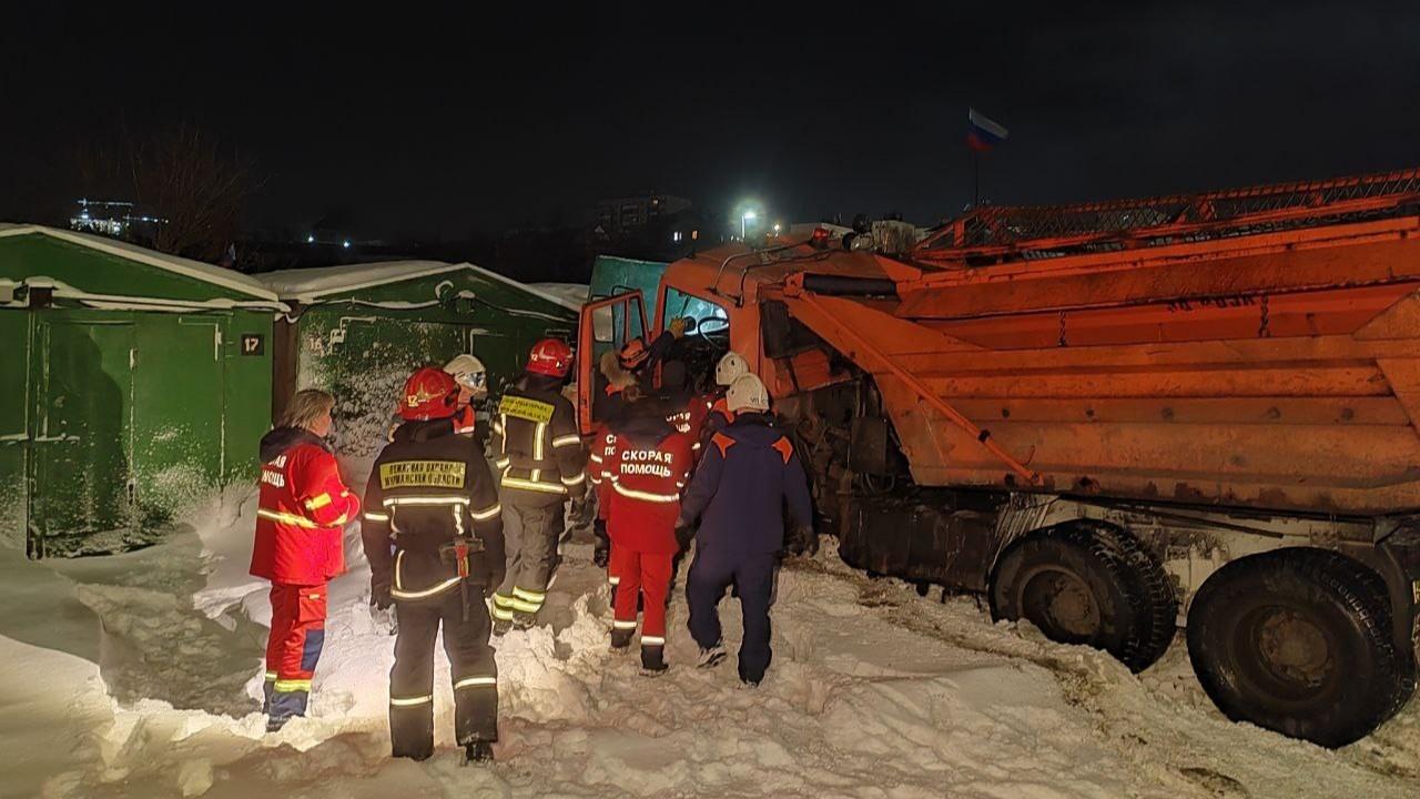 Человек погиб в ДТП у Кольского моста в Мурманске