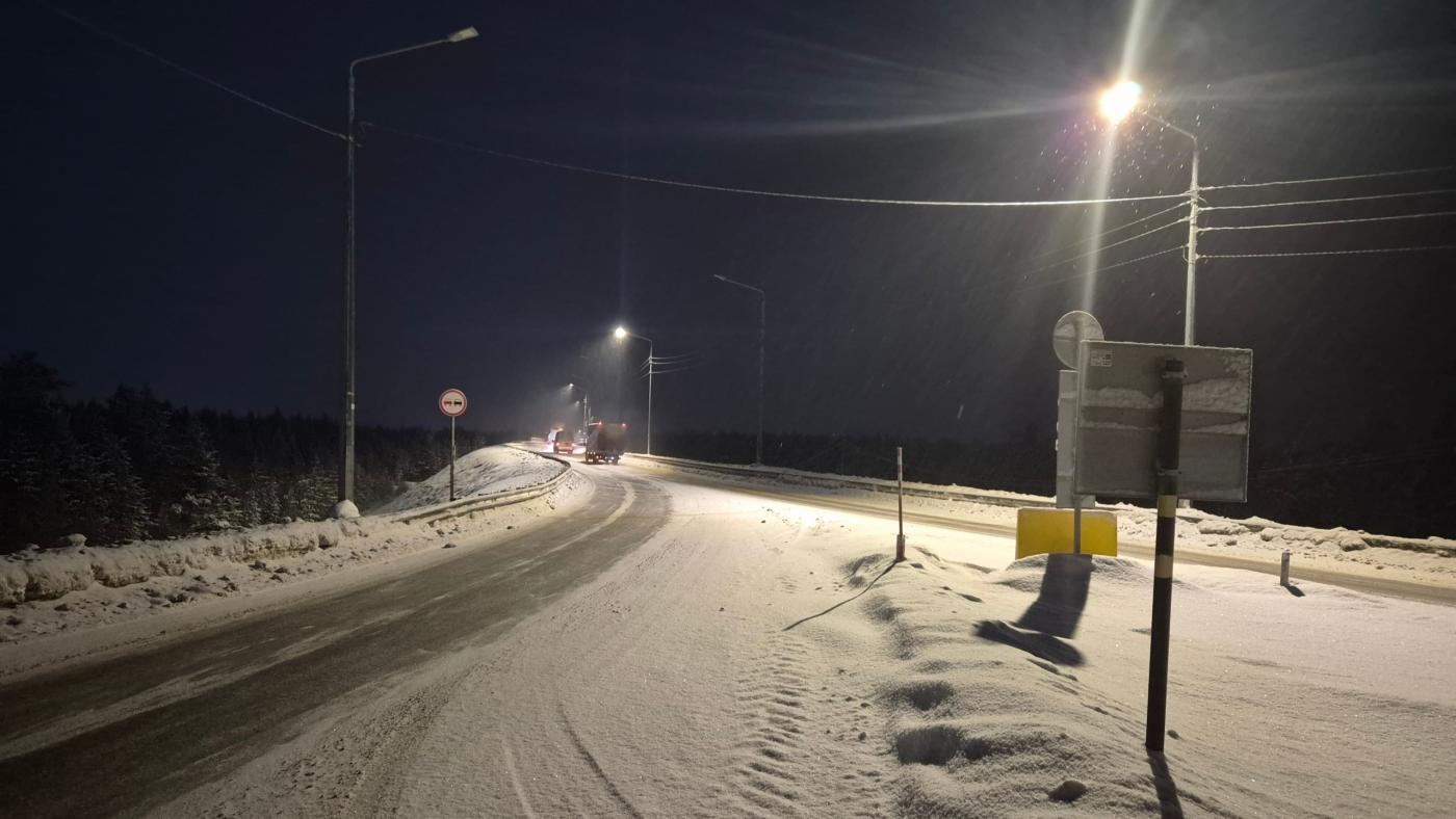 На кольцевой развязке Оленегорска стало светлее