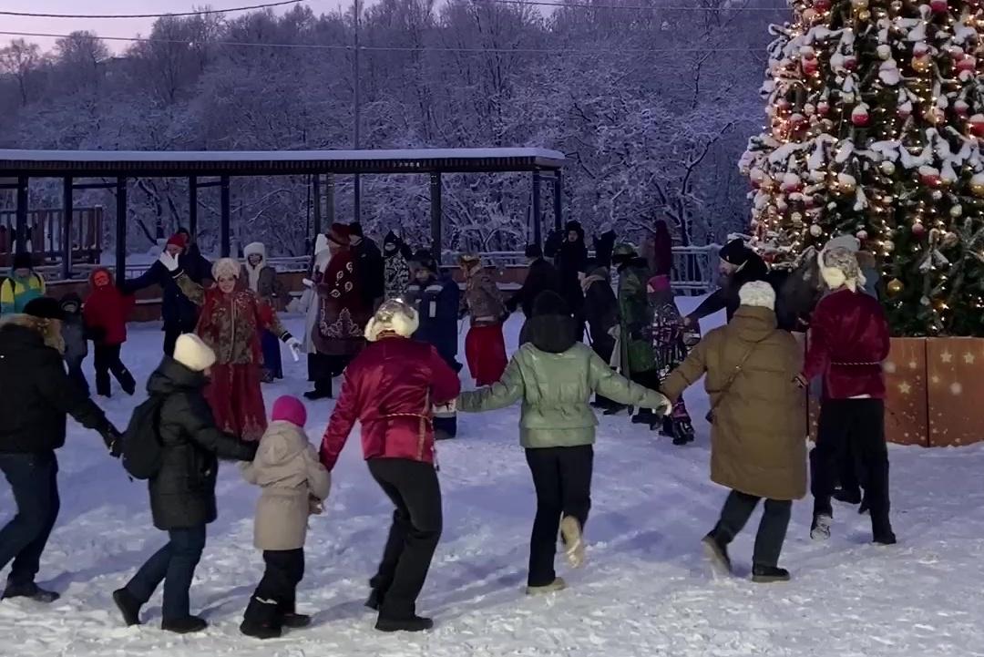 Североморцы отметили Рождество Христово в обновленном парке города