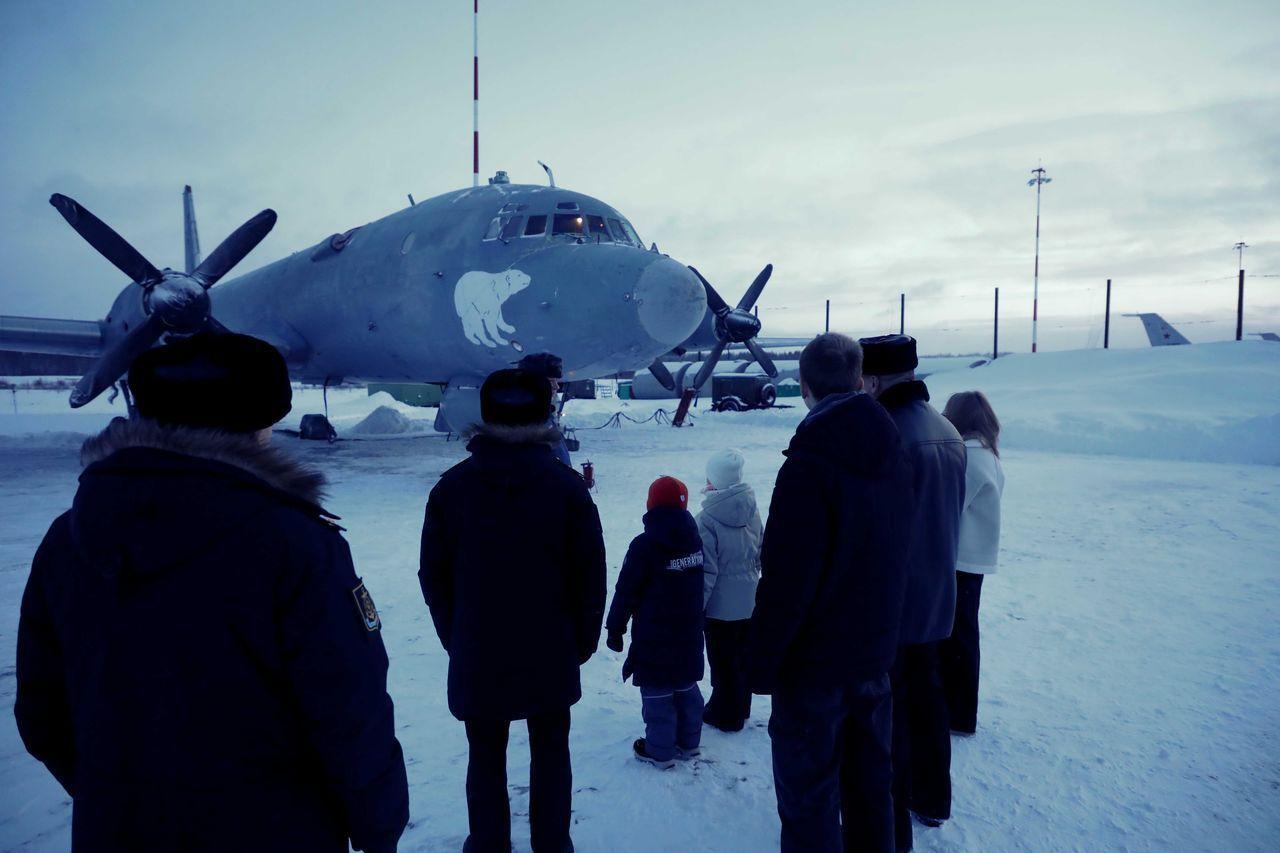 Военные самолеты показали юным северянам на Северном флоте&nbsp;