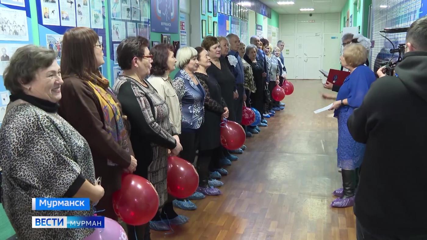 Уже прошло полвека после школы. Мурманские выпускники 50 лет хранят традицию