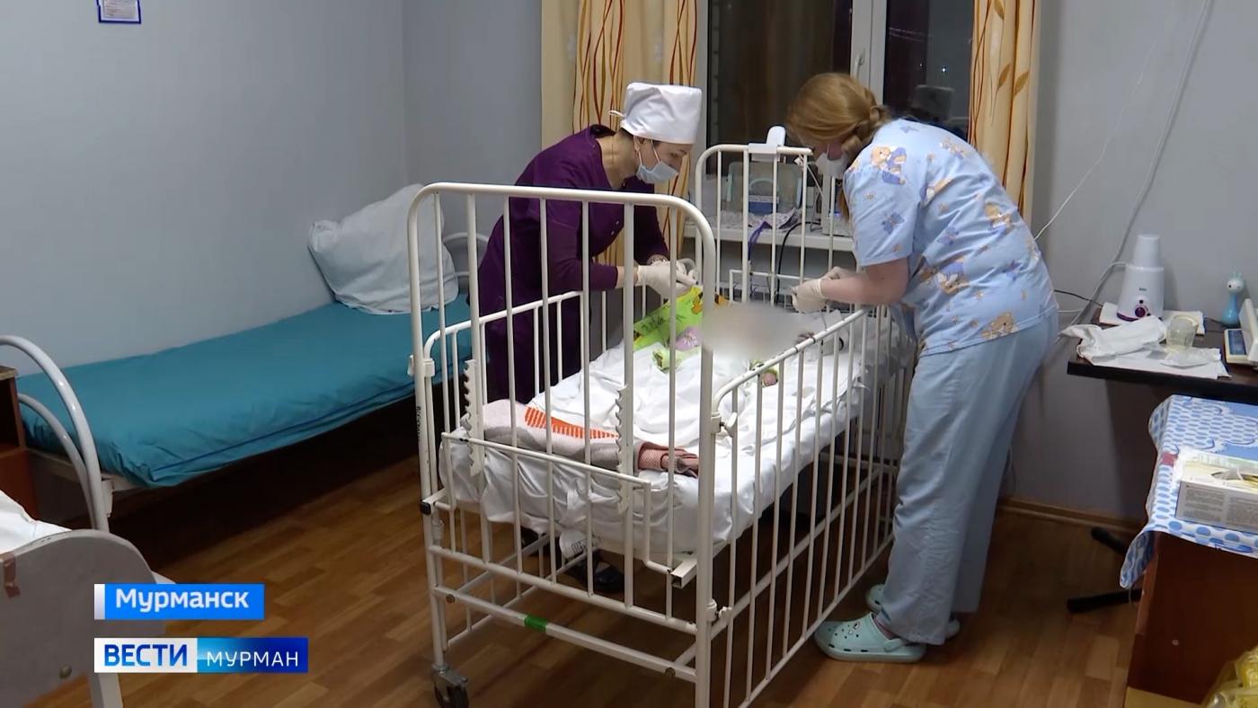 Студенты-медики несут дежурство вместе с врачами в Мурманской областной&nbsp;детской клинической больнице