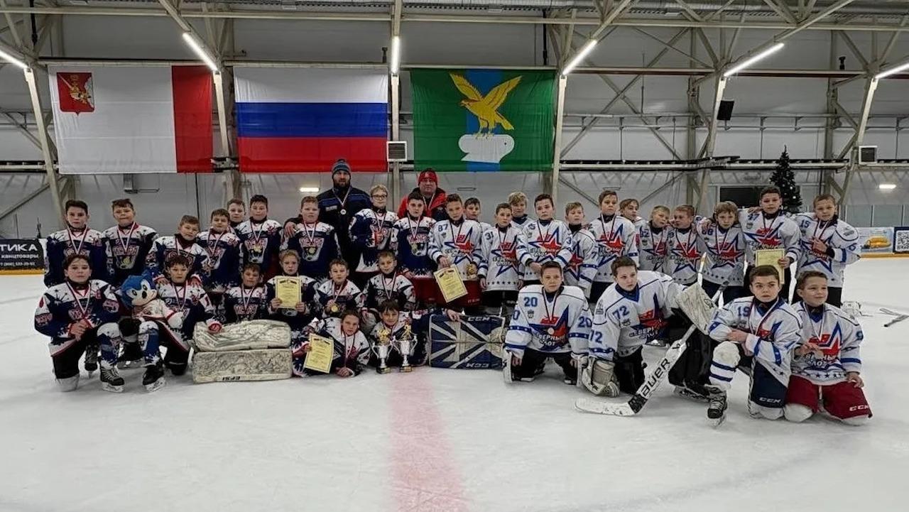 Хоккейная команда "Северный флот" заняла второе место на IV туре первенства "Золотое кольцо"