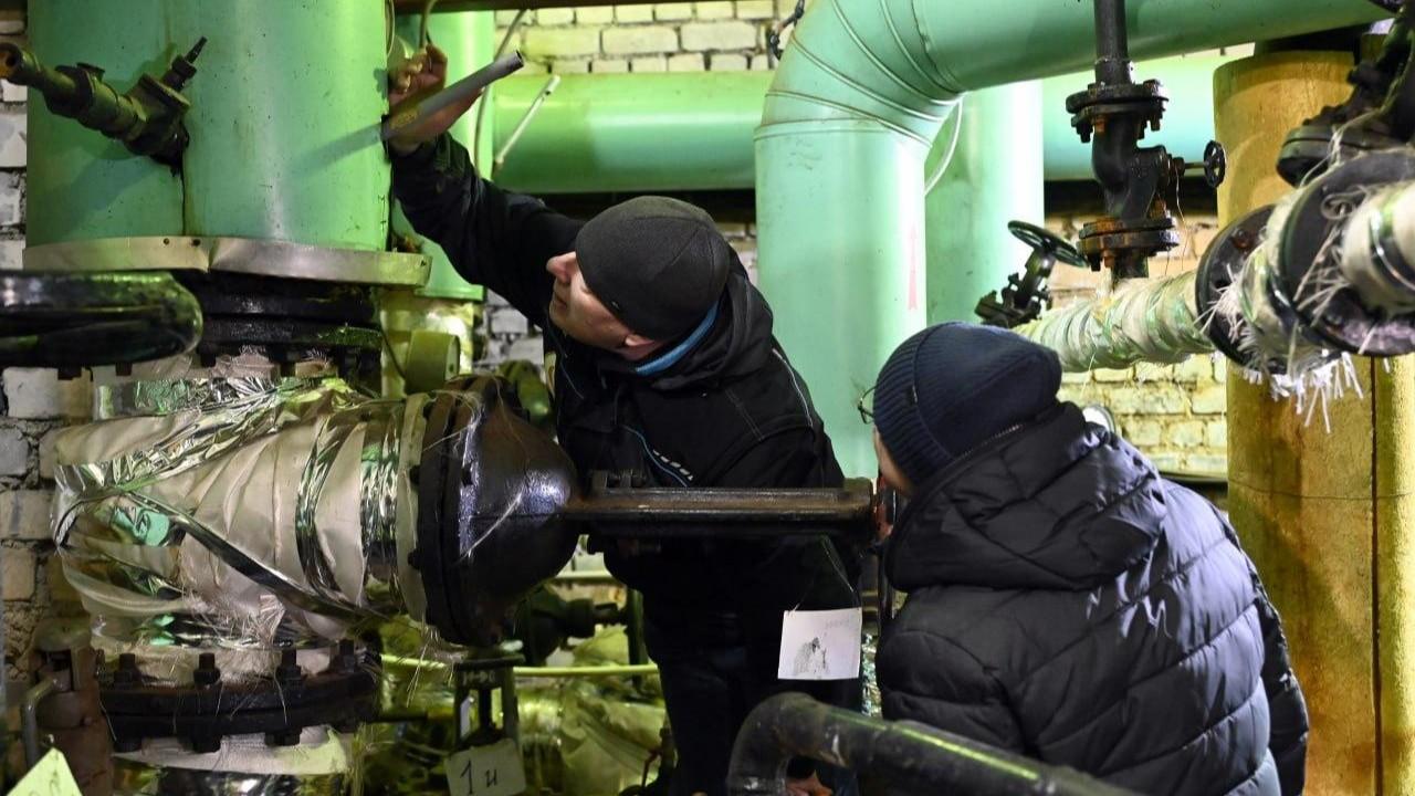 Андрей Чибис поручил поощрить привлеченных к ликвидации аварии в Сафоново коммунальщиков