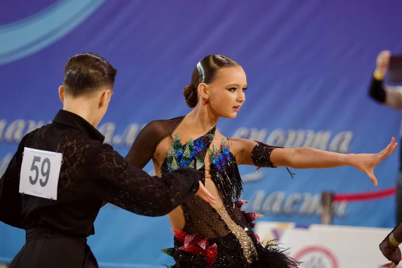 В Мурманске состоялись чемпионат и первенство области по танцевальному спорту
