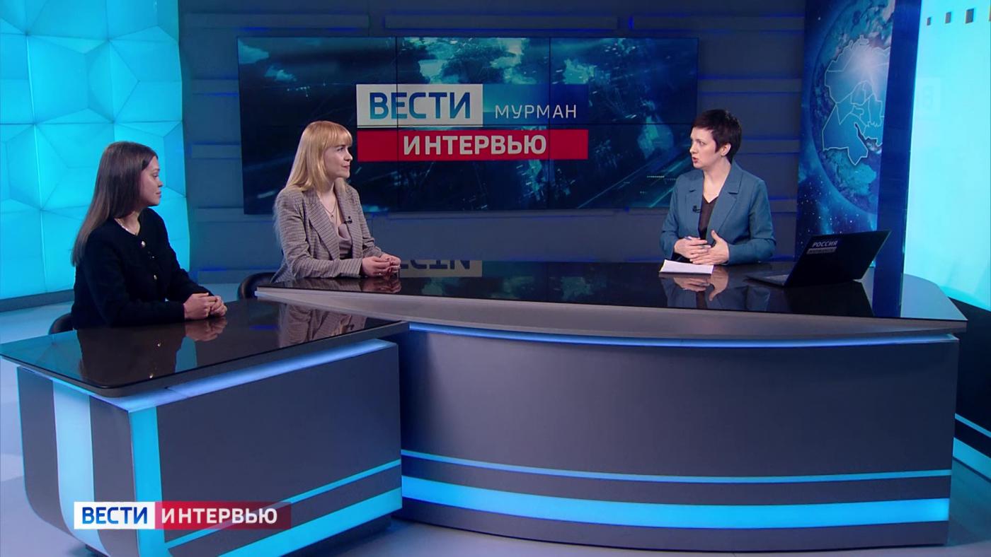 О работе социальной службы "Ты не одна" &mdash; в интервью с Юлией Трифоновой и Анастасией Дубровиной