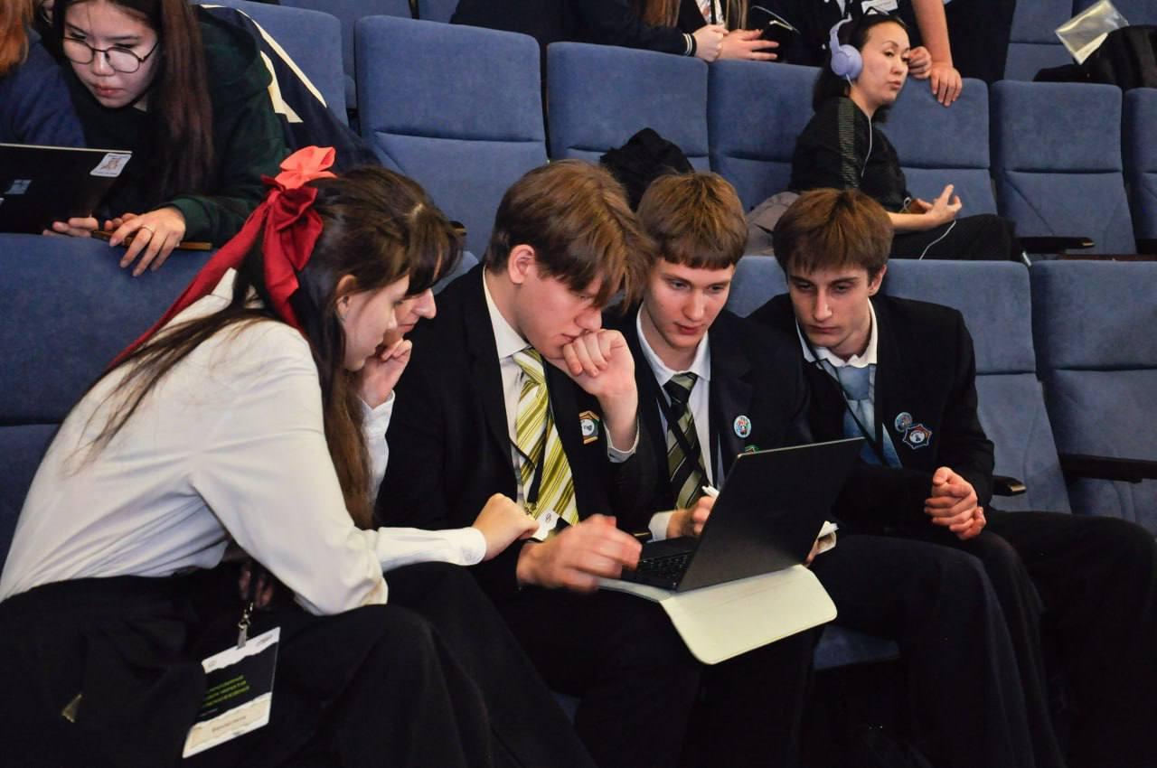 Школьники из Мурманска стали призерами всероссийского химического турнира&nbsp;