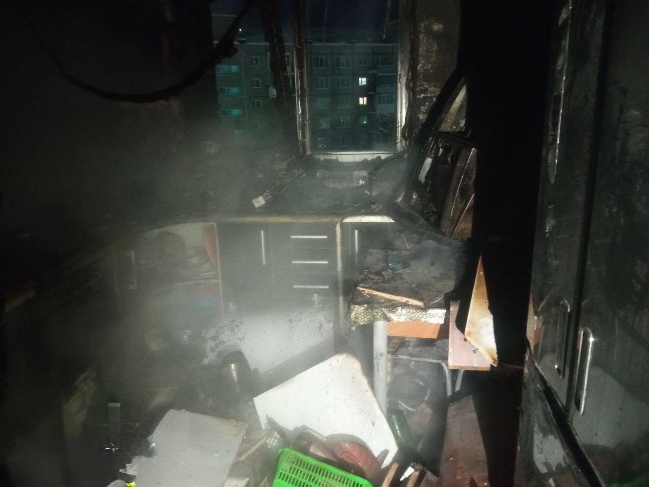 В мурманской многоэтажке на Кольском проспекте произошел пожар