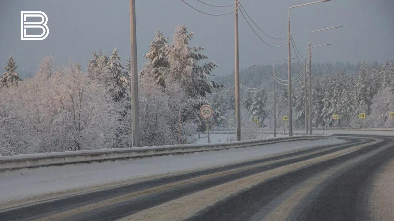 Трассу "Кола" от Полярных Зорь до Мончегорска закрыли из‑за метели