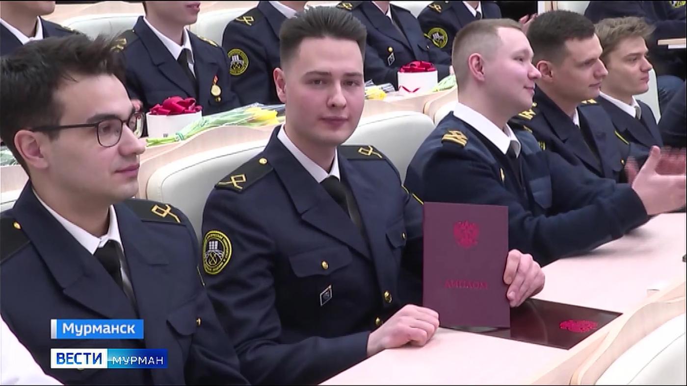 99 курсантов Морской академии МАУ получили дипломы об окончании вуза