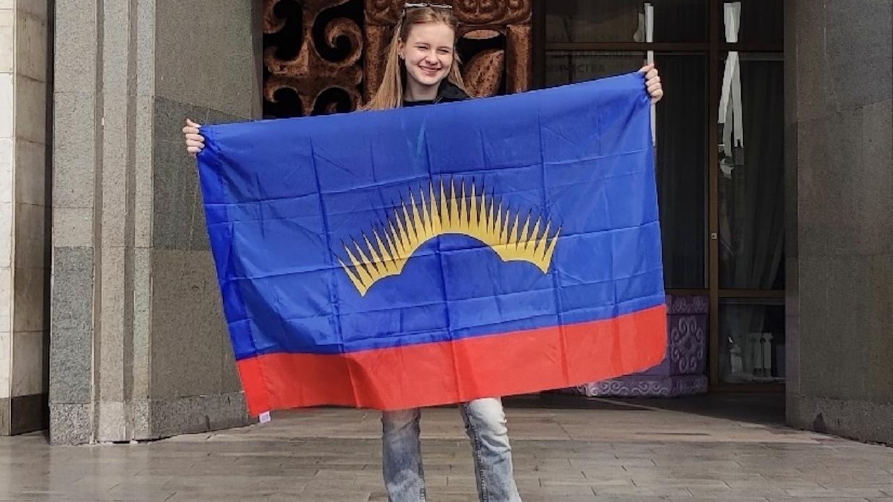 Милана Костюченко из Мурманска получила спецдиплом на Первых молодежных Дельфийских играх ШОС