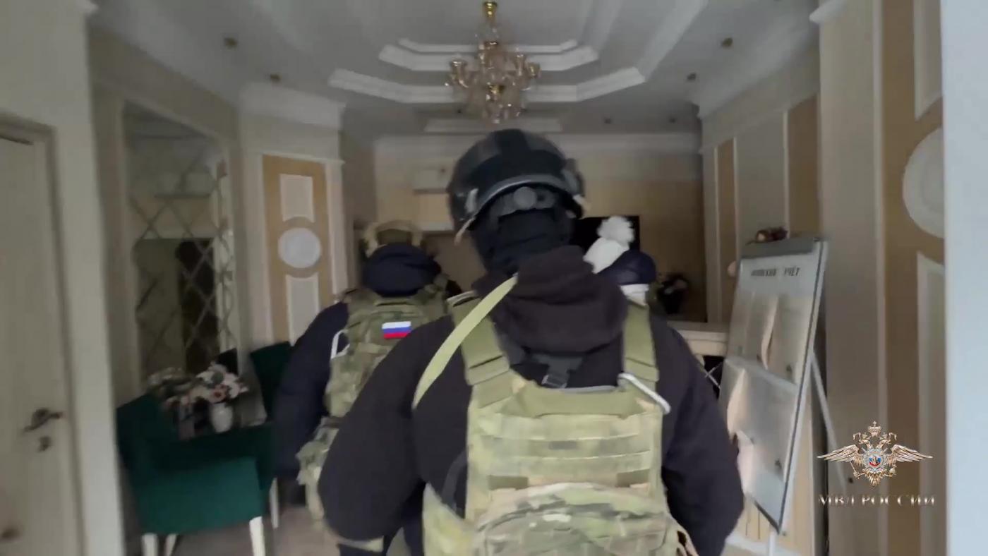 За срыв ремонта в домах для военнослужащих в Мурманской области задержали гендиректора стройфирмы