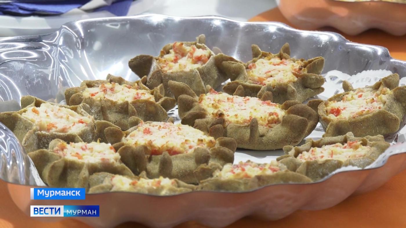 Полезные для здоровья новинки арктической кухни представили "выпускники" школы молодых биотехнологов в МАУ