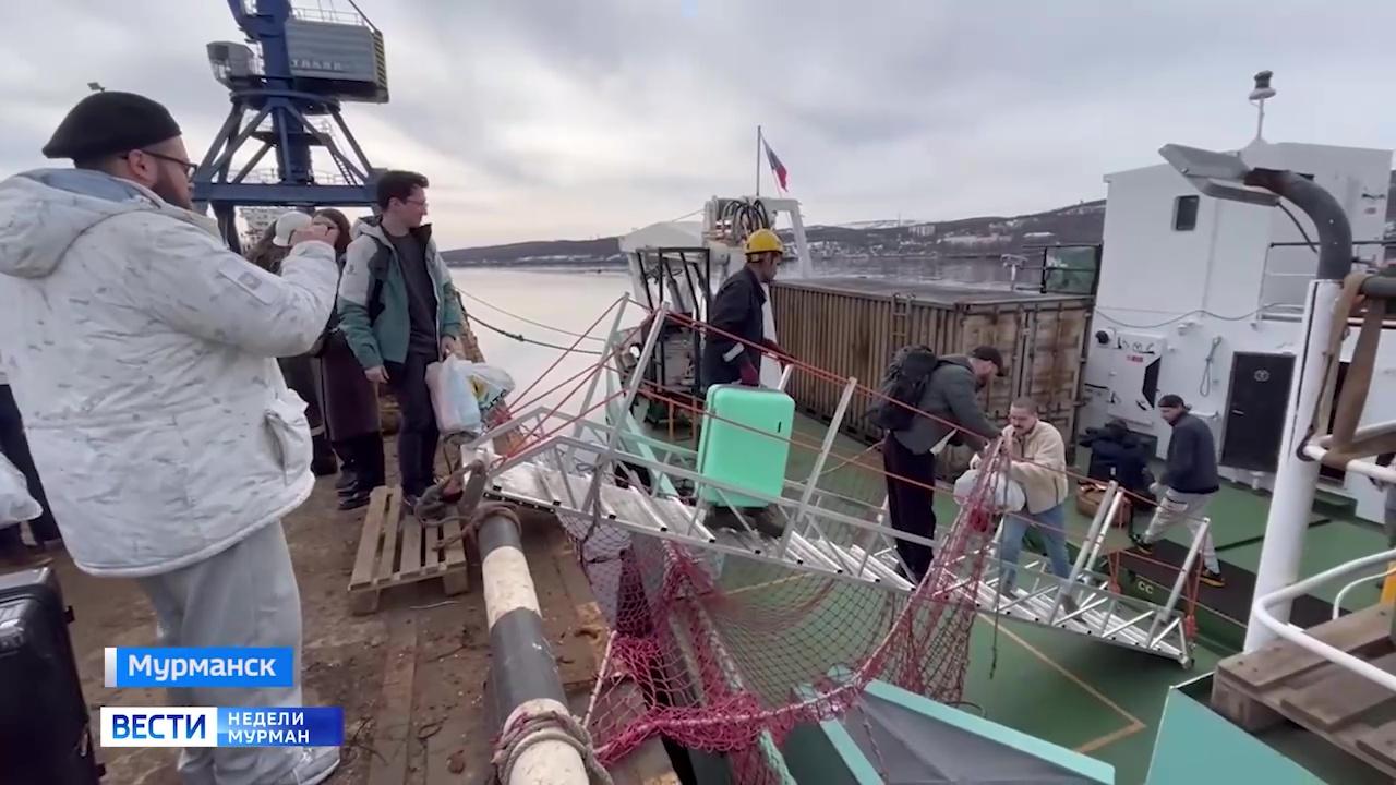 Первый в 2026 году туристический рейс на Шпицберген стартовал из Мурманска