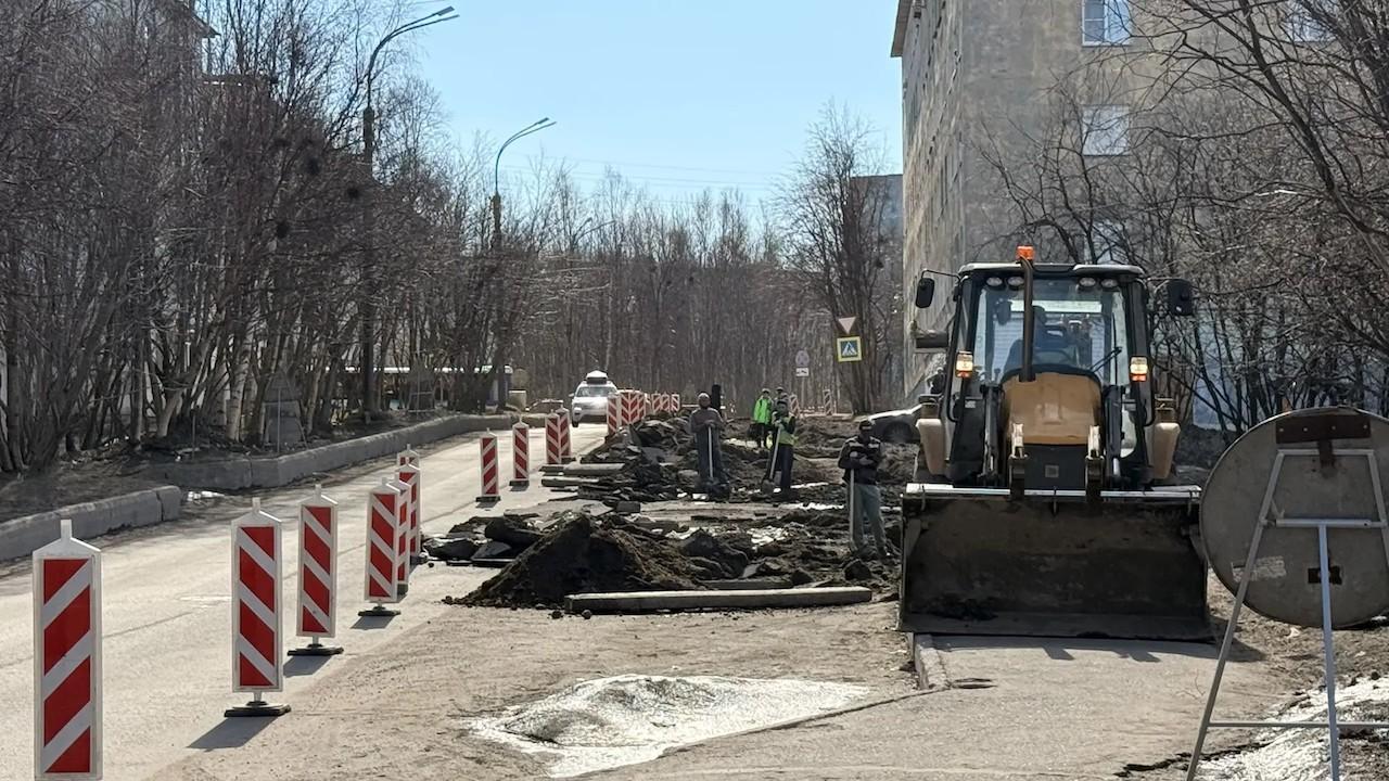 В Мурманске начался ремонт улично-дорожной сети по нацпроекту "Инфраструктура для жизни"