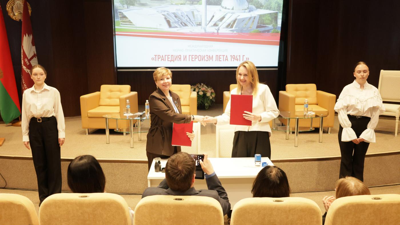 Мурманский областной краеведческий музей заключил соглашение с двумя музеями Белоруссии