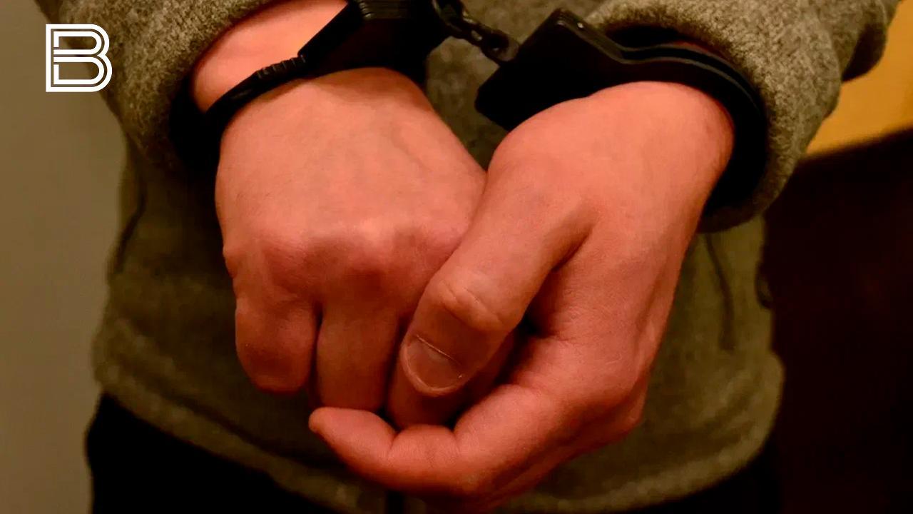 Подозреваемого в мошенничестве мурманчанина при возврате товара на маркетплейсе задержали