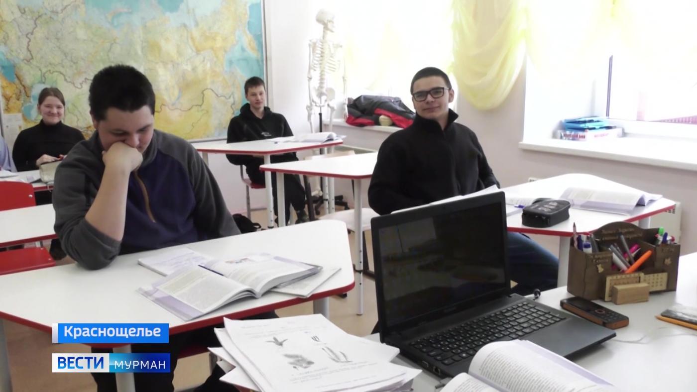 В селе Краснощелье в этом году получат аттестаты восемь северян