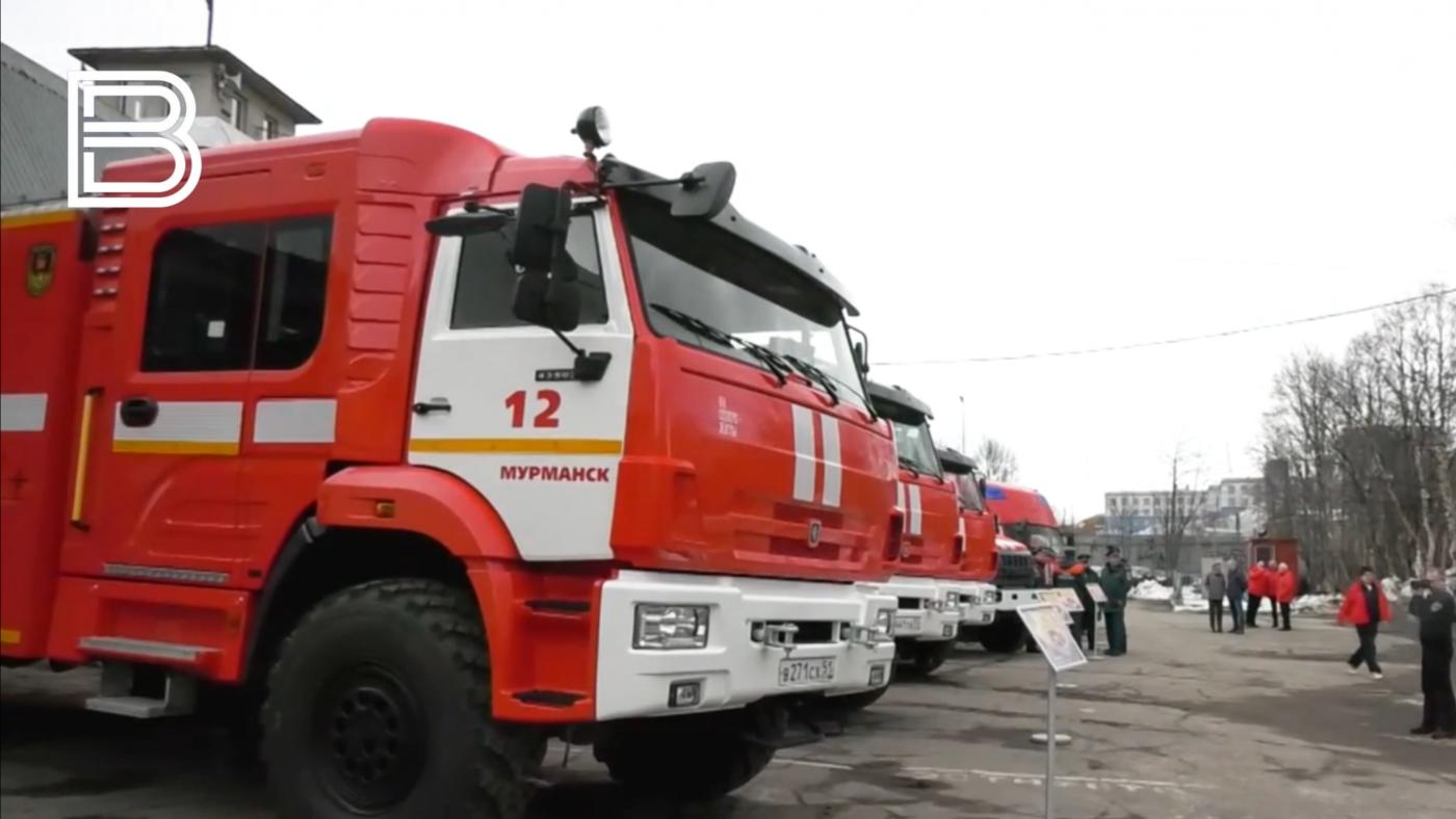 Пожарные Мурманской области получили новые автомобили