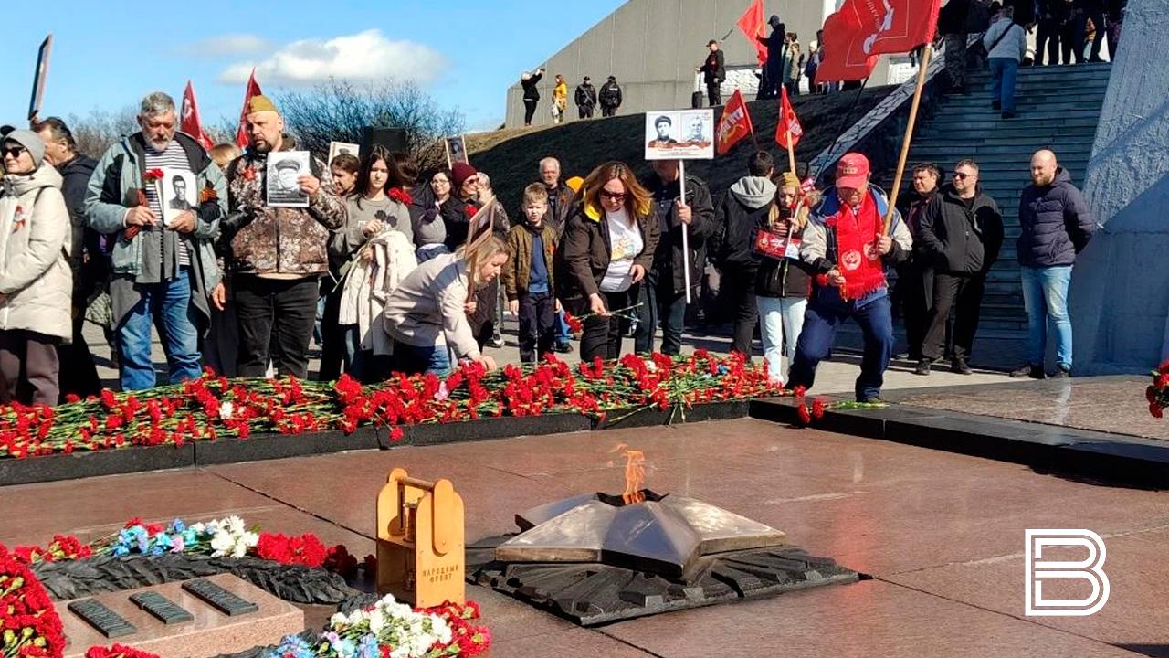 Торжественный митинг состоялся у памятника Алеше