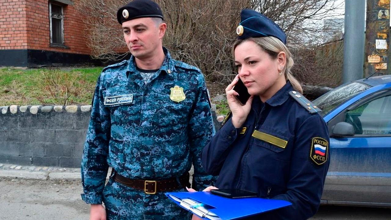 Алиментщик из Ковдора выплатил долг после установки запрета на управление автомобилем