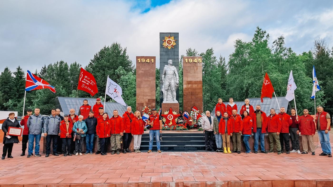 "Огонь памяти" прибыл в Мурманскую область из Санкт-Петербурга