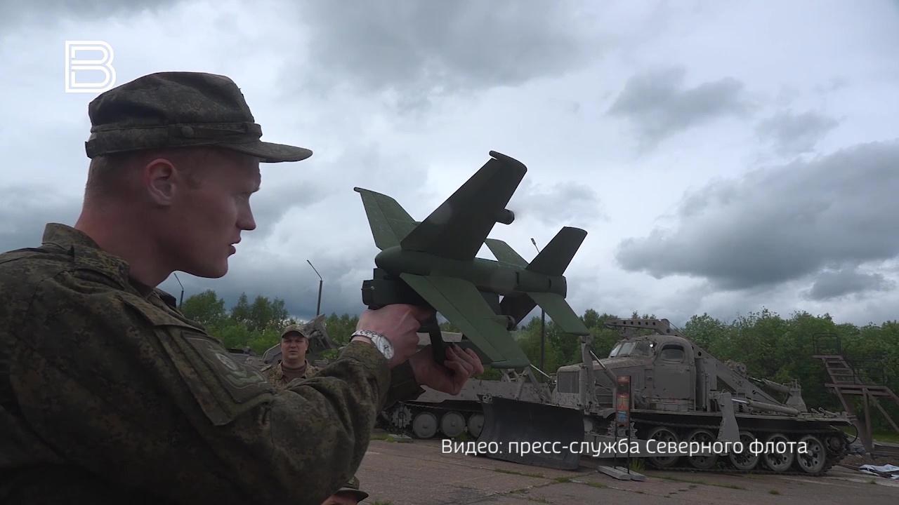 Операторы БПЛА Северного флота обучились применению дрона-перехватчика "Елка"